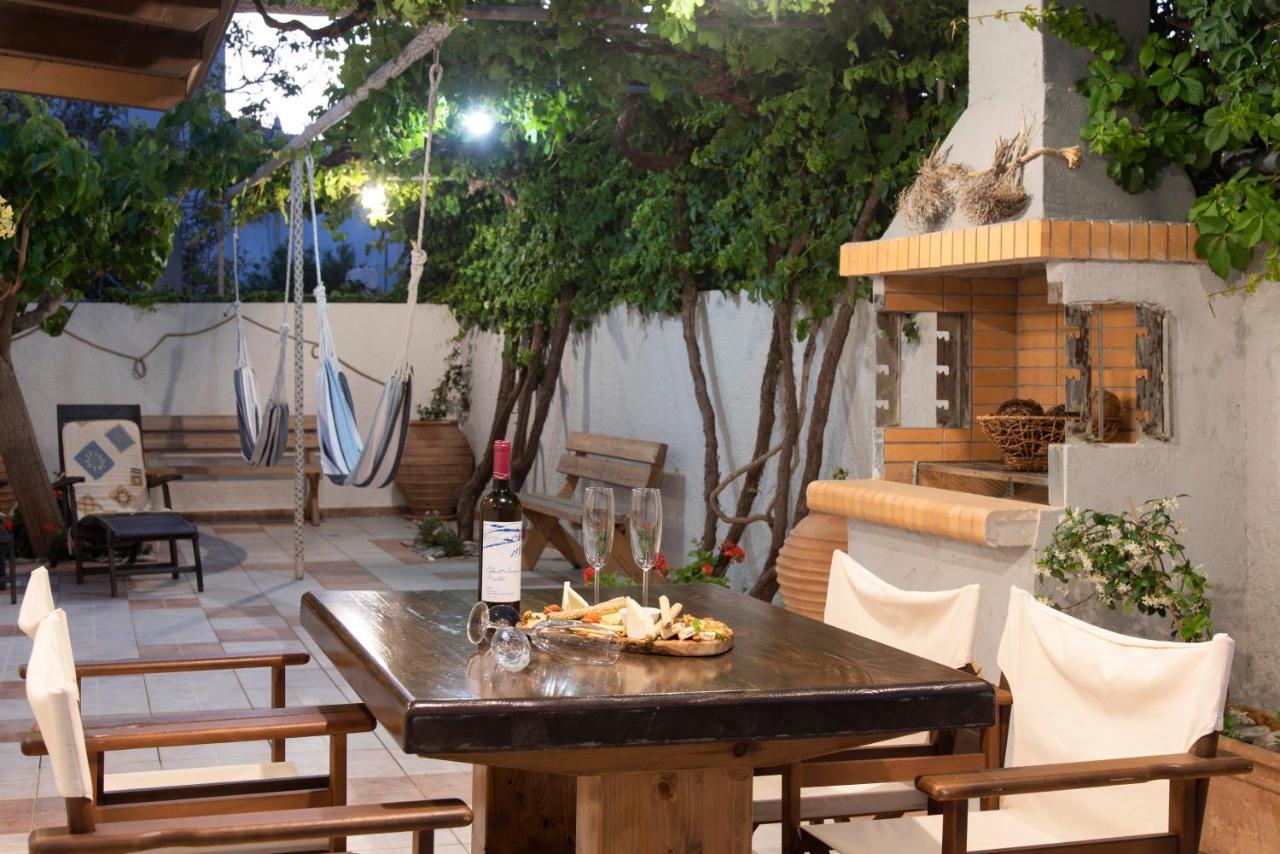 Paradisos Luxury Villas Next To Beach Koutsouras Exterior photo